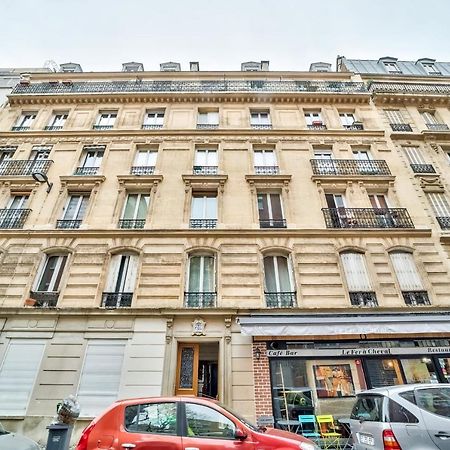 Charming Apartment In The Heart Of Montmartre Paris Dış mekan fotoğraf